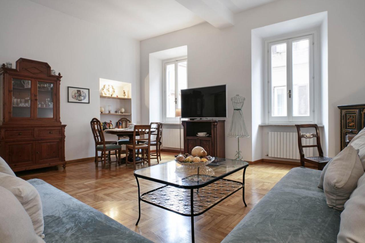 Trevi Fountain Apartment Roma Esterno foto