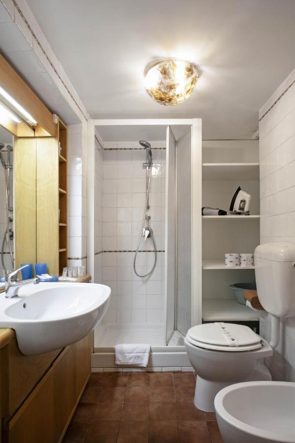 Trevi Fountain Apartment Roma Esterno foto