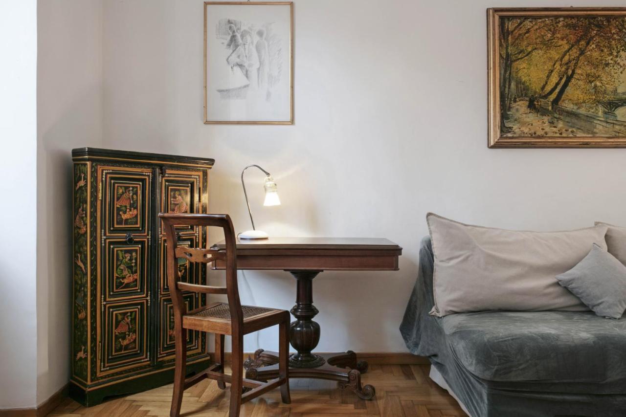 Trevi Fountain Apartment Roma Esterno foto